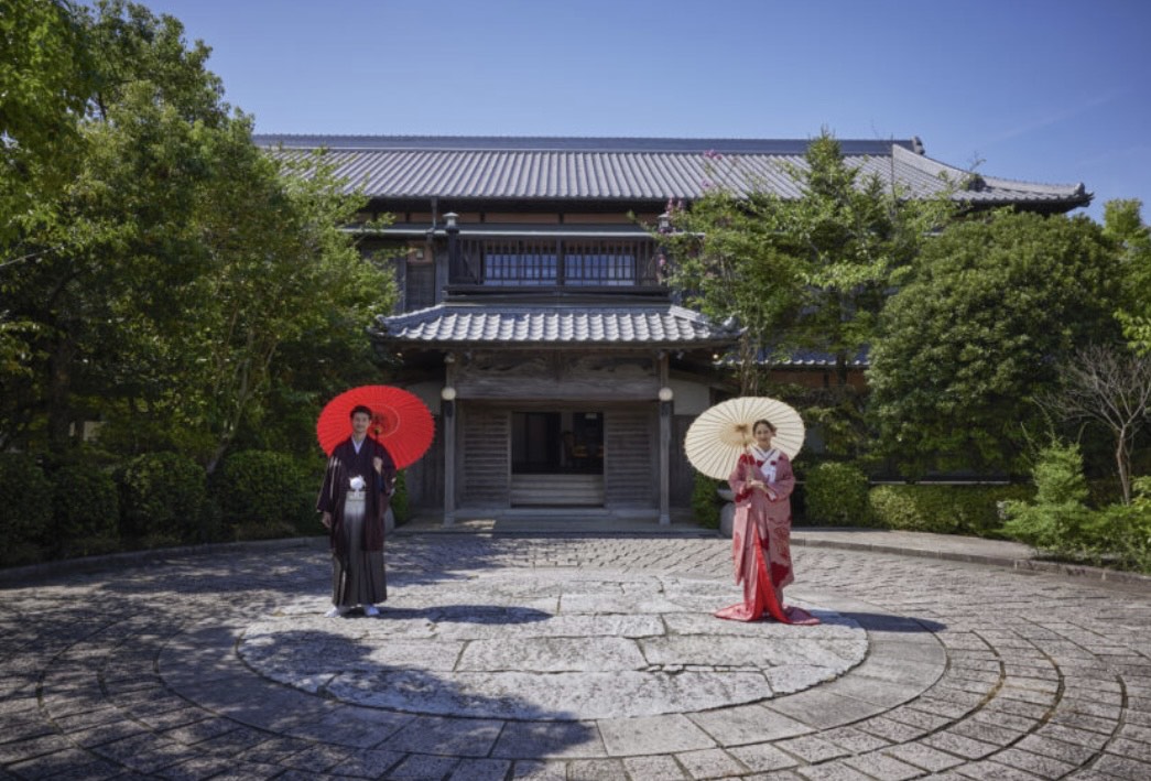 結婚式？フォトウェディング？悩んでいる方へ💡